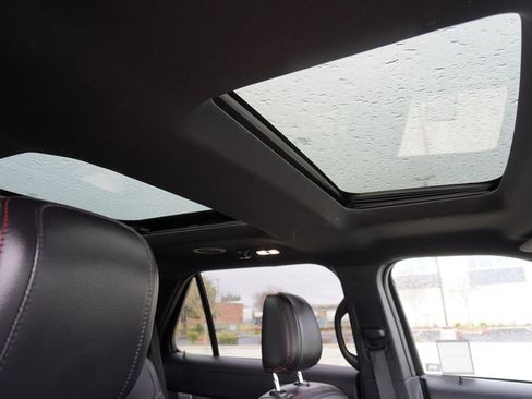 Used 2018 Ford Explorer Sport w/ Equipment Group 401A image 19