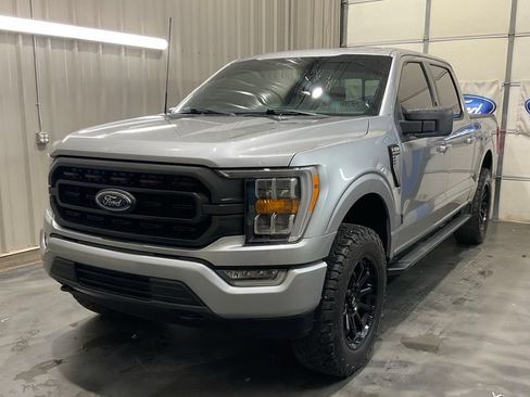 Used 2022 Ford F150 XLT w/ Equipment Group 302A High AWD/4WD image 3
