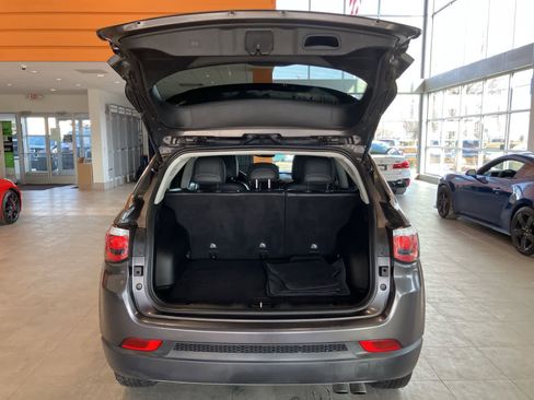 Used 2020 Jeep Compass Limited image 27
