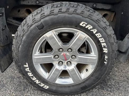 Used 2017 GMC Sierra 1500 SLT w/ SLT Preferred Package AWD/4WD image 33