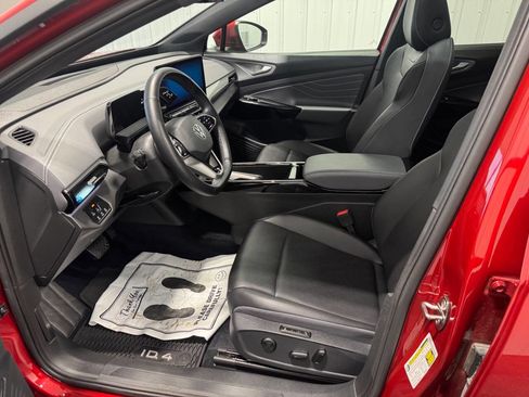 Used 2023 Volkswagen ID.4 Pro S image 12