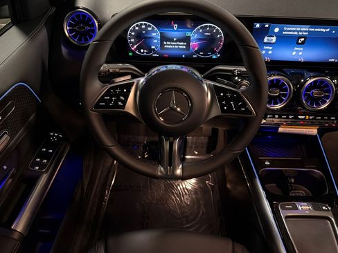 New 2026 Mercedes-Benz GLA 250 image 13