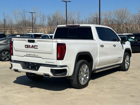 Used 2022 GMC Sierra 1500 Denali w/ Denali Premium Package image 12