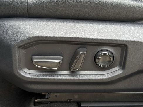 Used 2023 Toyota Sequoia Limited w/ Tow Technology Package AWD/4WD image 29