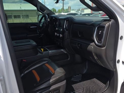 Used 2020 GMC Sierra 1500 AT4 w/ AT4 Premium Package AWD/4WD image 19