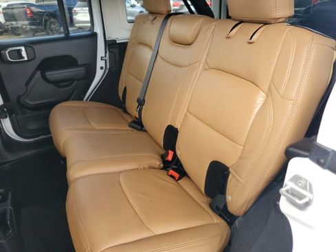 Used 2022 Jeep Wrangler Unlimited Sport w/ Sun And Sound Package image 31