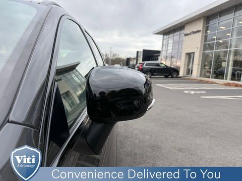 Certified 2025 Volvo XC60 B5 Plus image 11