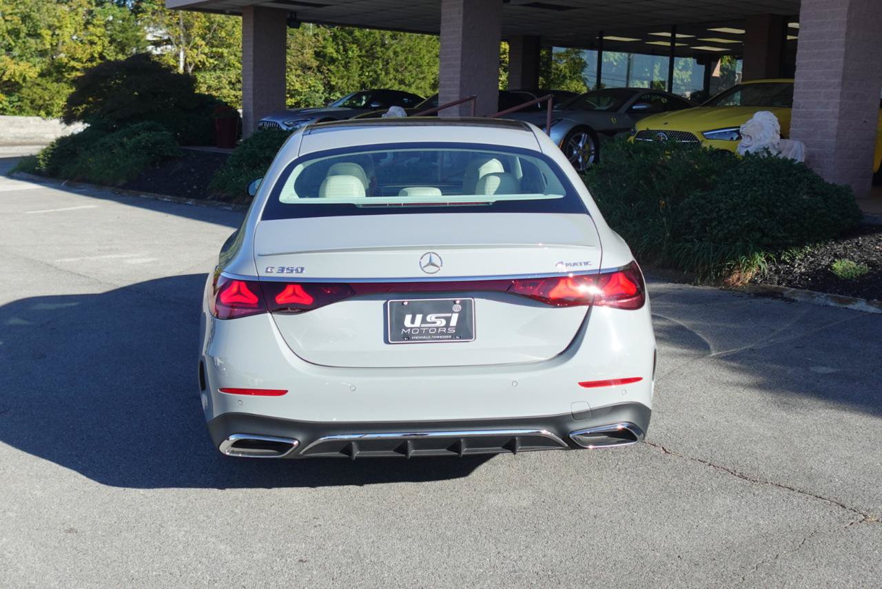 Used 2024 Mercedes-Benz E 350 4MATIC Sedan image 3