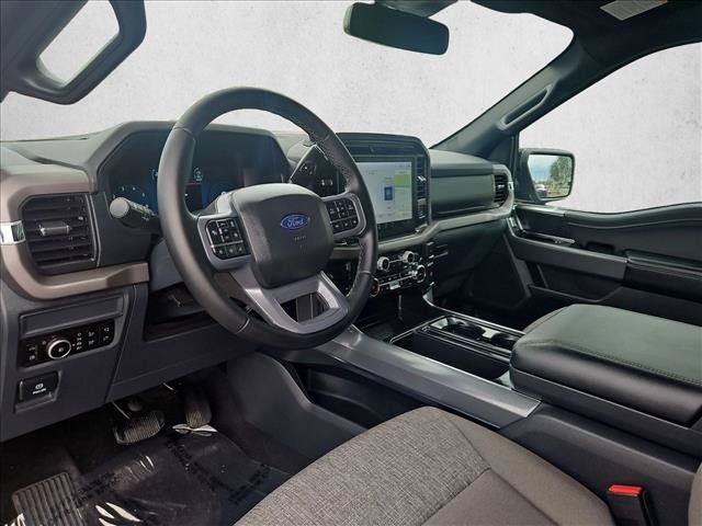 Used 2025 Ford F150 XLT w/ Equipment Group 302A MID AWD/4WD image 10