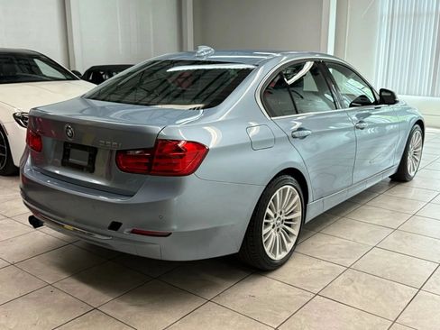 Used 2013 BMW 328i xDrive Sedan AWD/4WD image 9