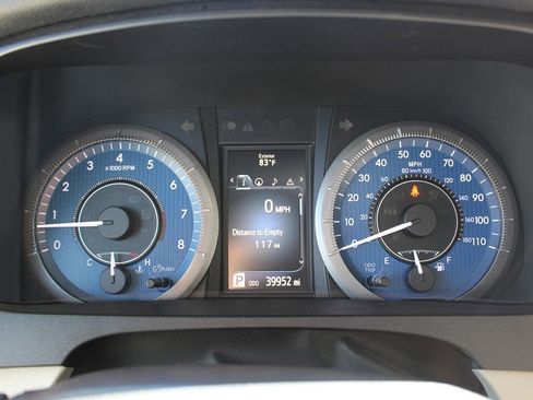 Used 2017 Toyota Sienna XLE Premium image 22