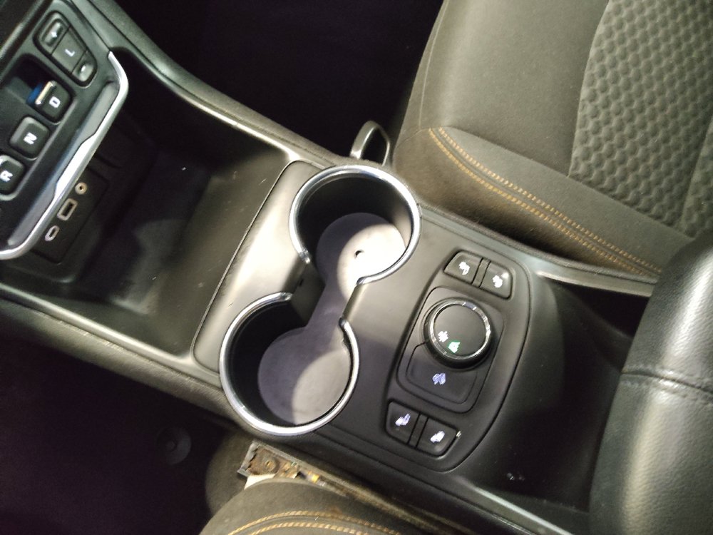 Used 2018 GMC Terrain SLE w/ Driver Convenience Package FWD image 26