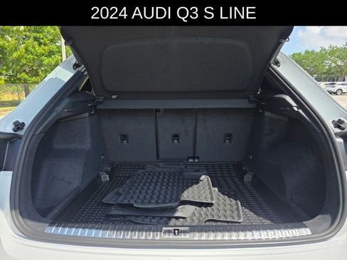 Used 2024 Audi Q3 2.0T Premium Plus w/ Premium Plus Package AWD/4WD image 15