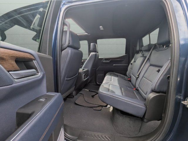Used 2023 Chevrolet Silverado 1500 High Country w/ Technology Package AWD/4WD image 27