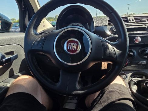 Used 2013 FIAT 500 Pop w/ Beats Audio Pkg image 13