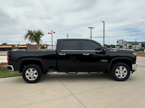 Used 2022 Chevrolet Silverado 2500 LTZ w/ LTZ Texas Edition AWD/4WD image 6
