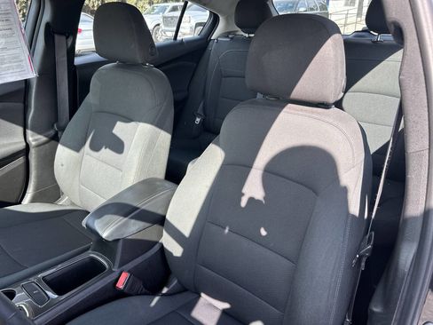 Used 2017 Chevrolet Cruze LT w/ Convenience Package image 15