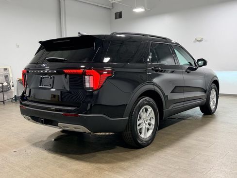 New 2026 Ford Explorer Active w/ Active Comfort Package RWD image 4