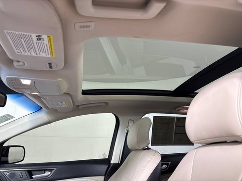 Certified 2019 Ford Edge Titanium w/ Equipment Group 301A FWD image 34