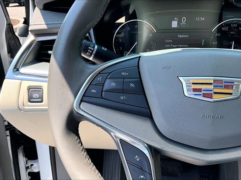 Used 2021 Cadillac XT5 Premium Luxury image 26