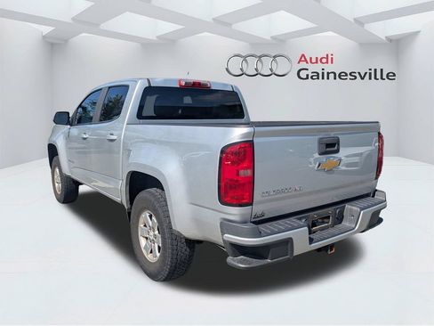 Used 2018 Chevrolet Colorado W/T w/ WT Convenience Package RWD image 10