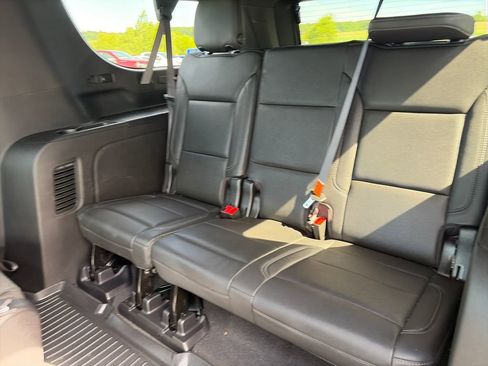 Certified 2022 Chevrolet Suburban Z71 AWD/4WD image 31