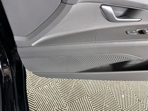 Certified 2023 Hyundai Elantra SE w/ Cargo Package FWD image 36