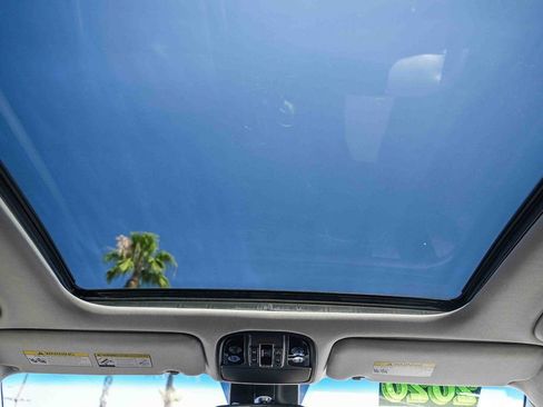 Used 2020 Kia Sorento EX FWD image 16