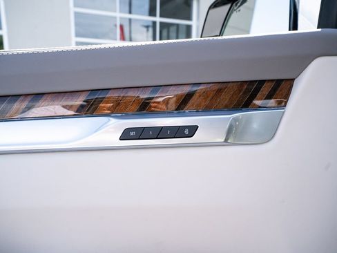 Used 2025 Cadillac Escalade Sport Platinum w/ LPO, Floor Liner Package AWD/4WD image 27