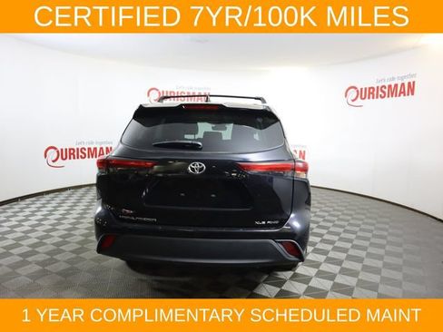 Used 2022 Toyota Highlander XLE AWD/4WD image 22