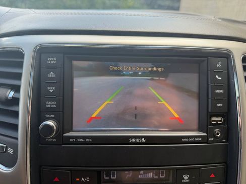 Used 2011 Jeep Grand Cherokee Overland AWD/4WD image 21