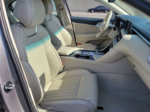 Certified 2026 Genesis G70 2.5T Prestige RWD image 23