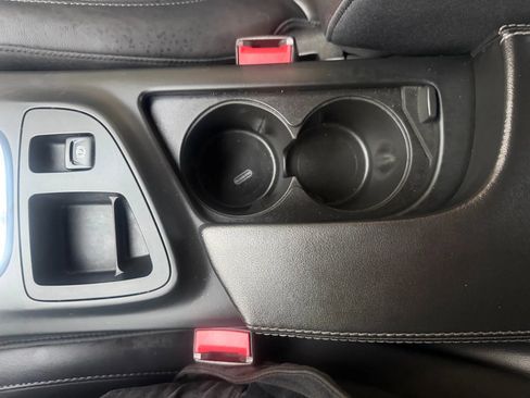 Used 2017 Buick Regal Sport Touring image 21