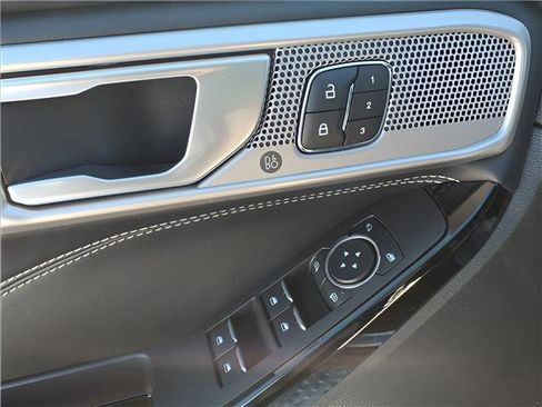 Used 2023 Ford Explorer ST w/ Equipment Group 401A image 14