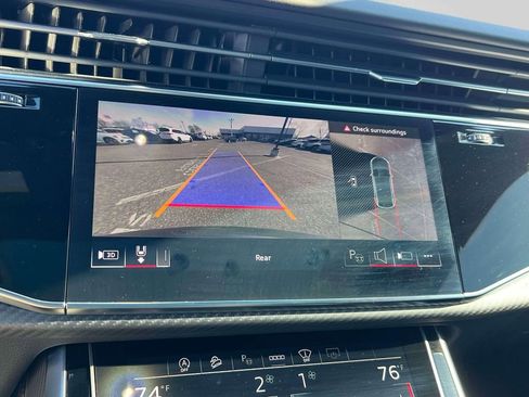 Used 2025 Audi RS Q8 performance image 28