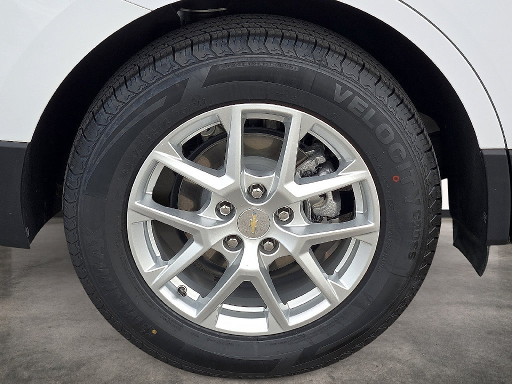 Used 2024 Chevrolet Equinox LT AWD/4WD image 7