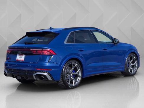 New 2026 Audi RS Q8 performance image 6