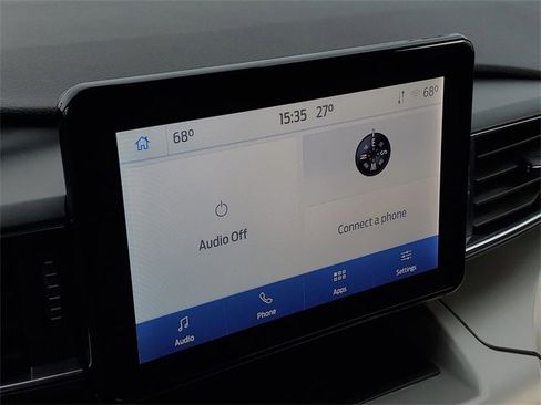 Certified 2022 Ford Explorer XLT w/ Equipment Group 202A image 20