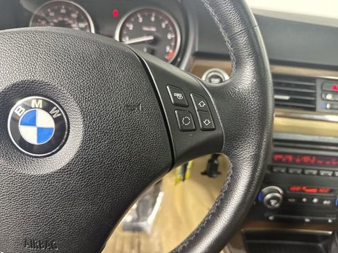 Used 2009 BMW 328i xDrive Sedan AWD/4WD image 13