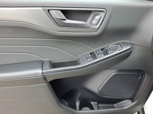 Certified 2023 Ford Escape Active AWD/4WD image 15