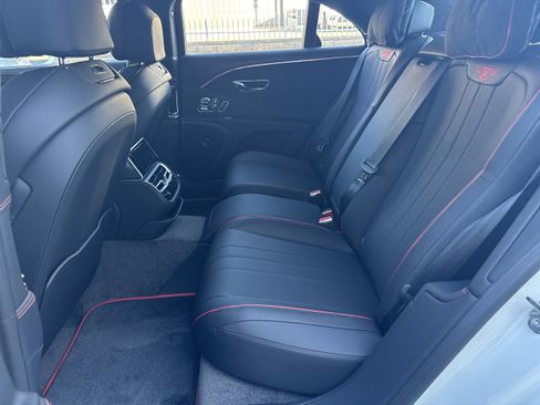 New 2026 Bentley Flying Spur Plug-In Hybrid image 26