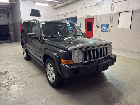 Used 2008 Jeep Commander Sport AWD/4WD image 1