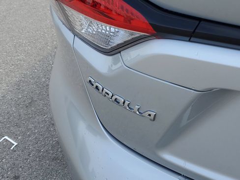 Used 2024 Toyota Corolla LE FWD image 7