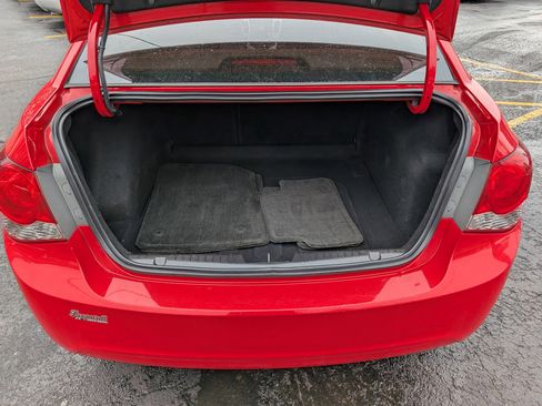 Used 2014 Chevrolet Cruze LT image 30