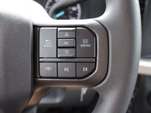 Used 2025 Ford F550 4x4 Crew Cab Super Duty image 26