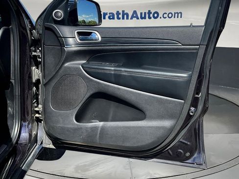 Used 2019 Jeep Grand Cherokee Limited w/ Trailer Tow Group IV AWD/4WD image 28