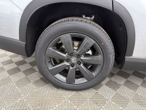 New 2026 Honda Pilot Sport image 18