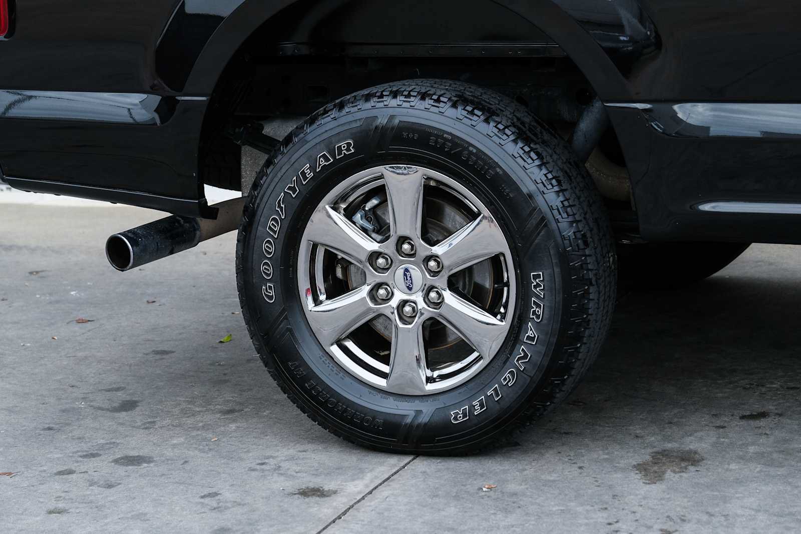 Used 2020 Ford F150 XLT w/ Equipment Group 302A Luxury AWD/4WD image 8