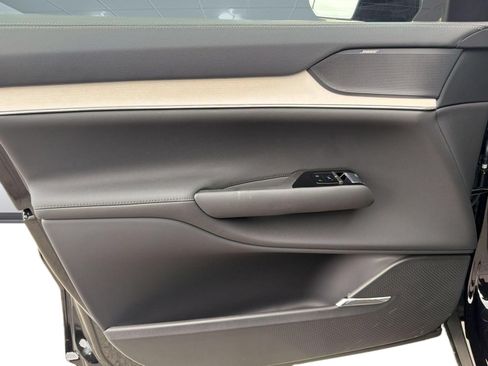 New 2026 Volvo EX90 Ultra AWD/4WD image 14