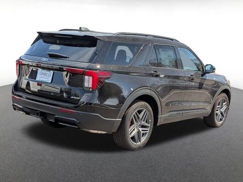 New 2026 Ford Explorer ST-Line image 3